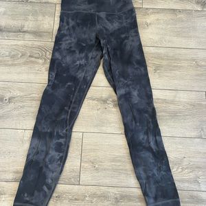 Lululemon diamond dye 25 inch align pants.